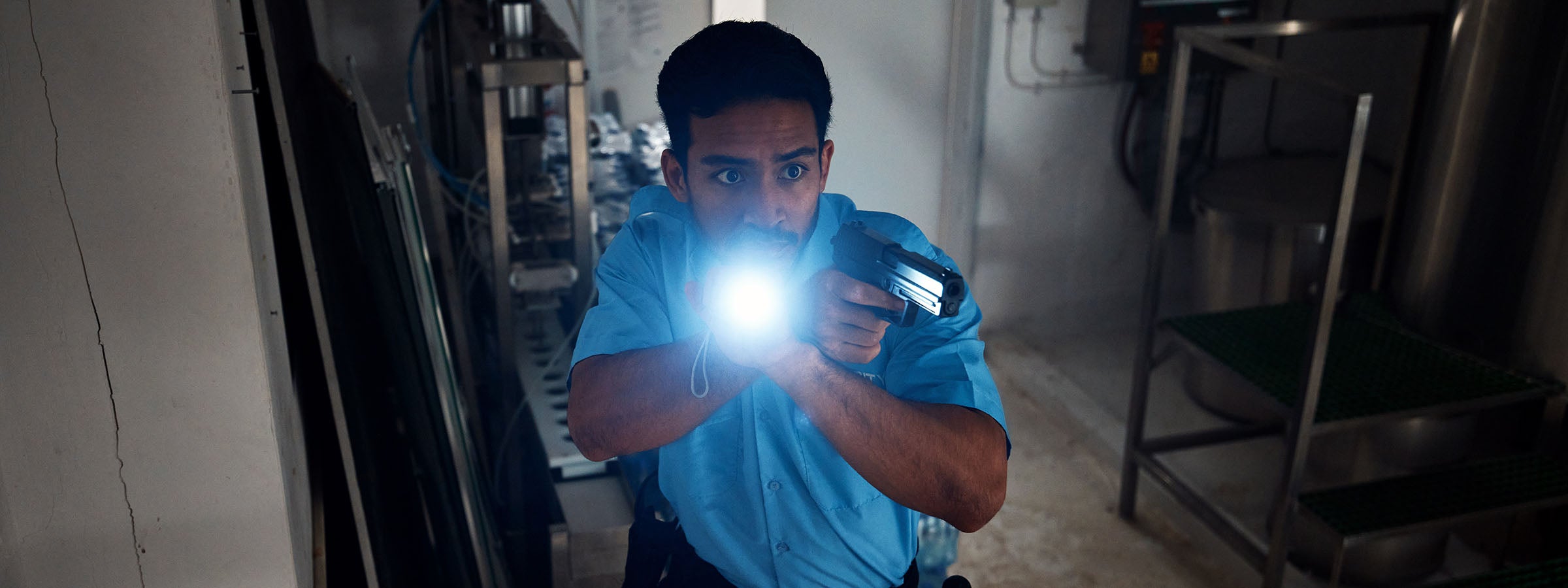 Durable, dependable and extremely bright flashlights for professional use in harsh conditions from LitezAll and Kodiak
