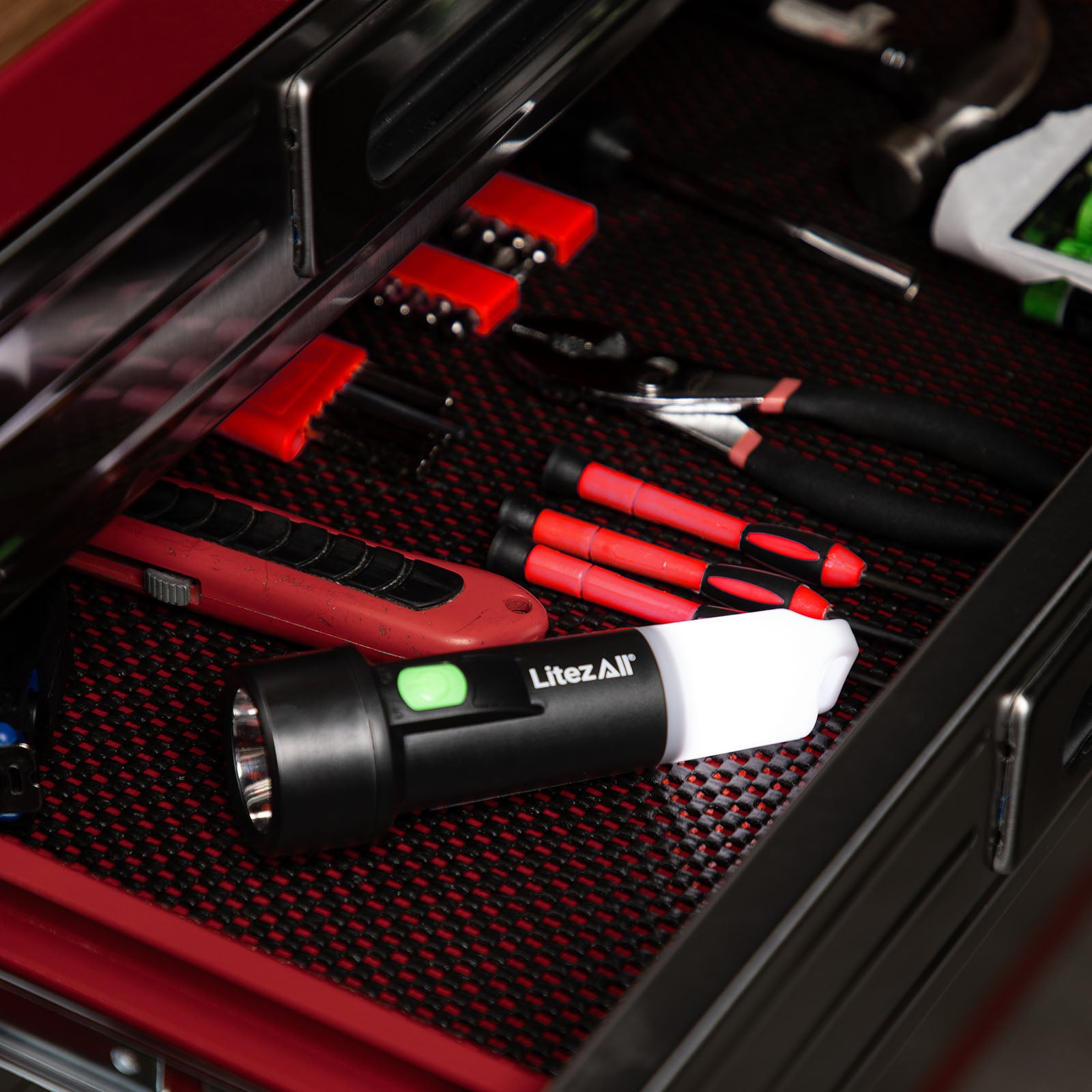 LitezAll® Flashlight-Lantern Dual Mode Combo Light