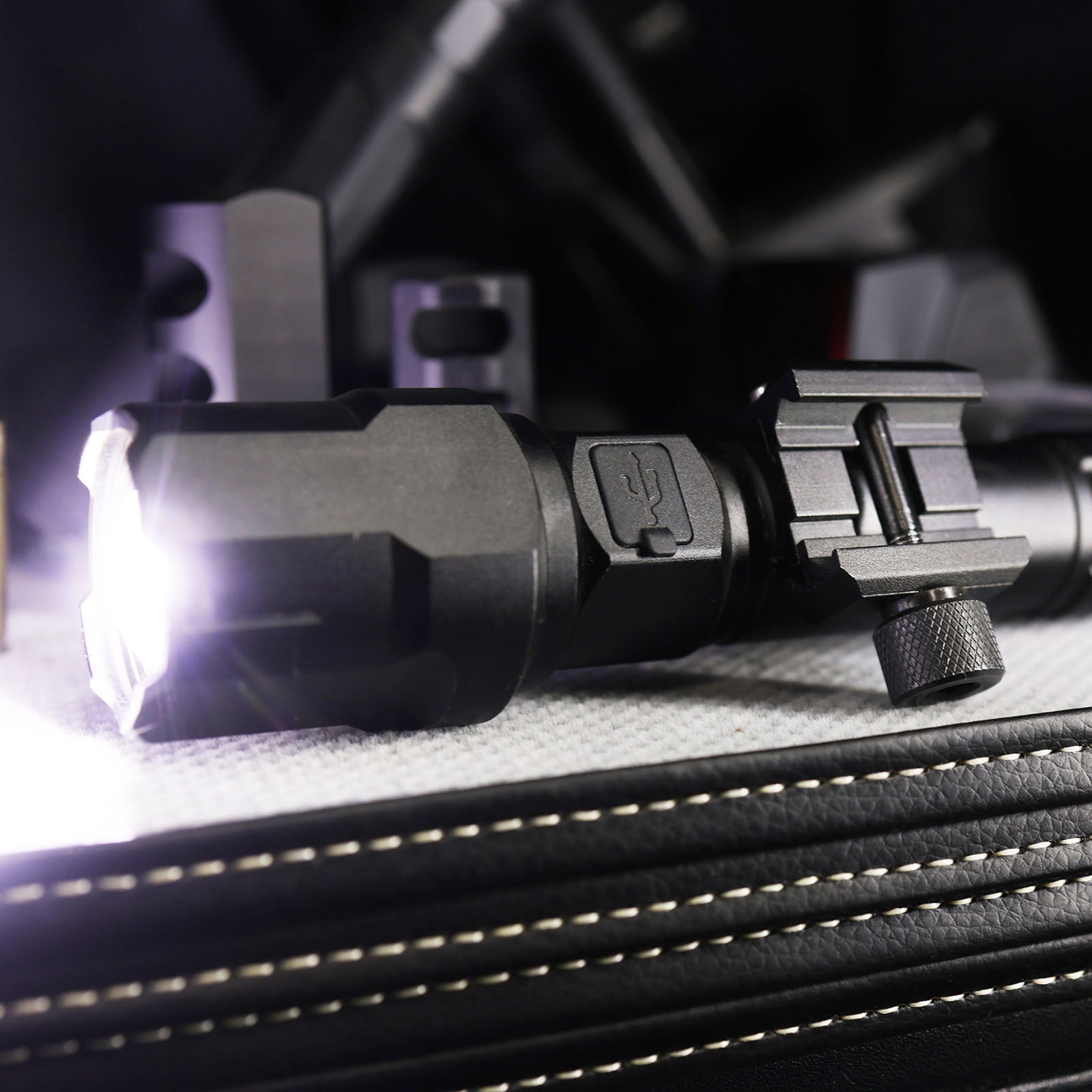 Kodiak® Krossfire® Rechargeable 1000 Lumen Tactical Flashlight with Remote - LitezAll - Tactical Flashlights - 8