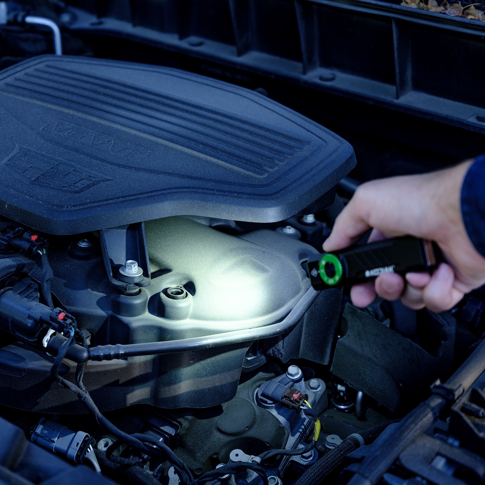 Kodiak® Krux Rechargeable Low Profile Flashlight with UV and Red Laser - LitezAll - Flashlights - 13