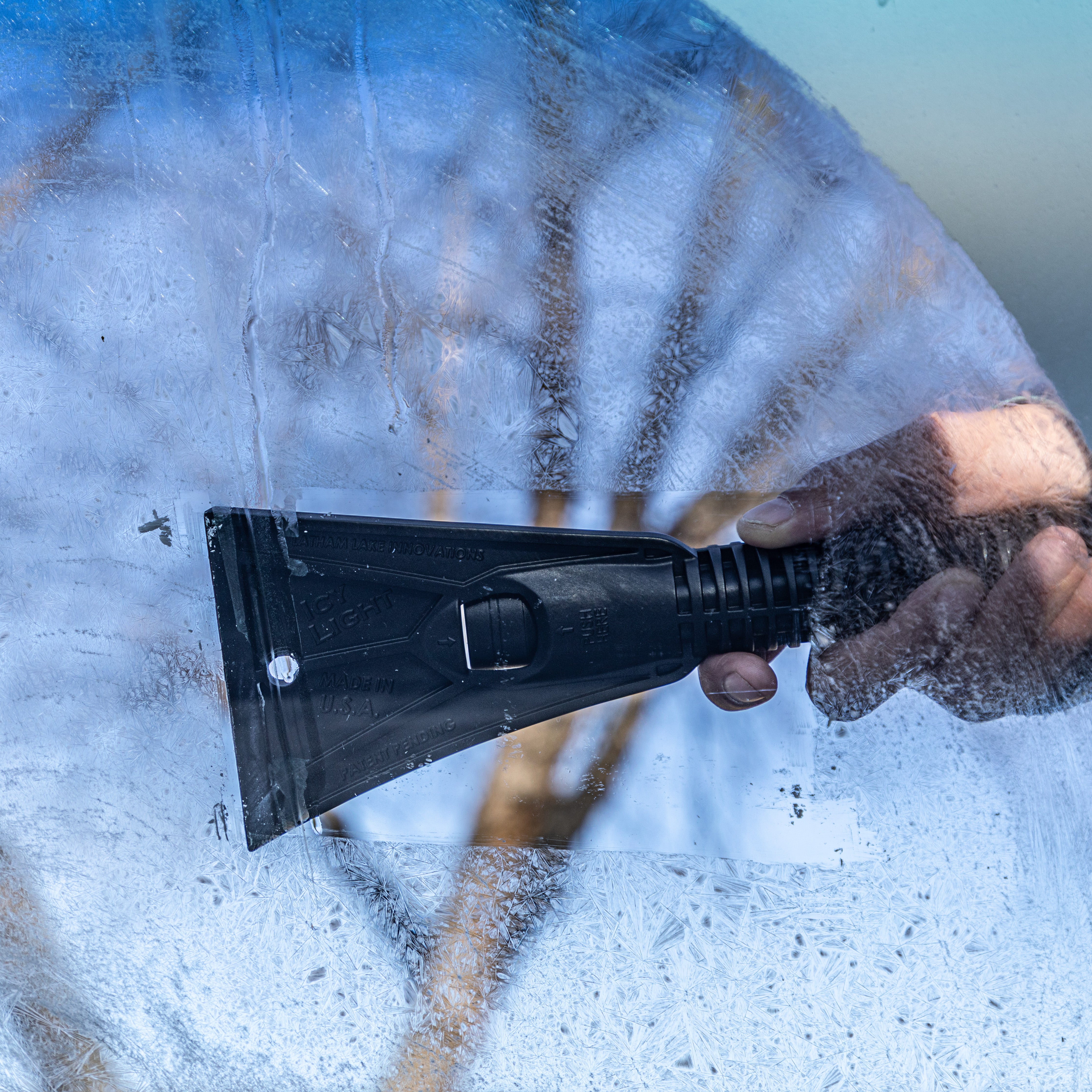 LitezAll Icy Light Ice Scraper with Removable Utility Flashlight - LitezAll - Work Lights - 7