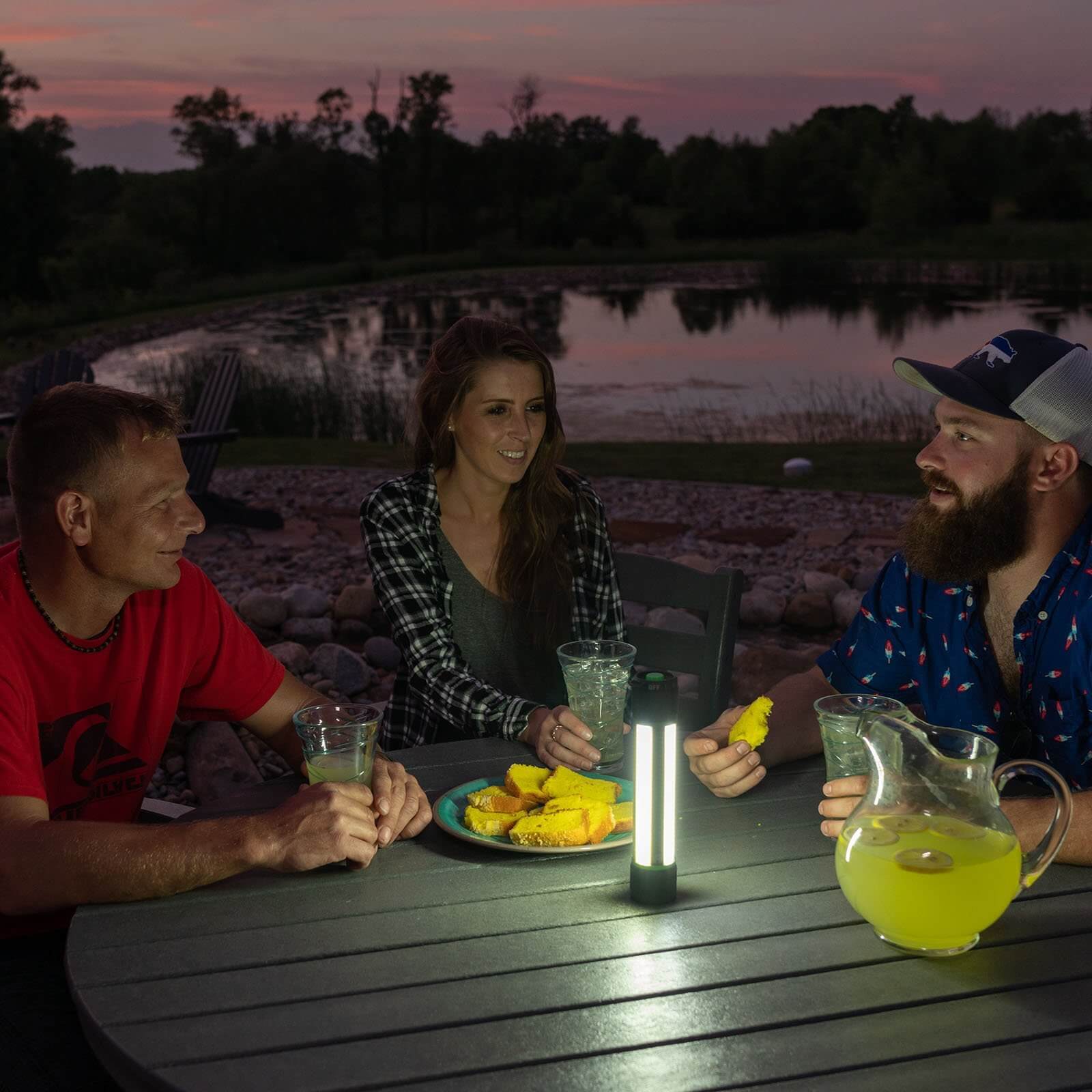 Kodiak Rechargeable Kuadrant® 2000 Lumen COB LED Lantern - LitezAll - Lanterns - 20