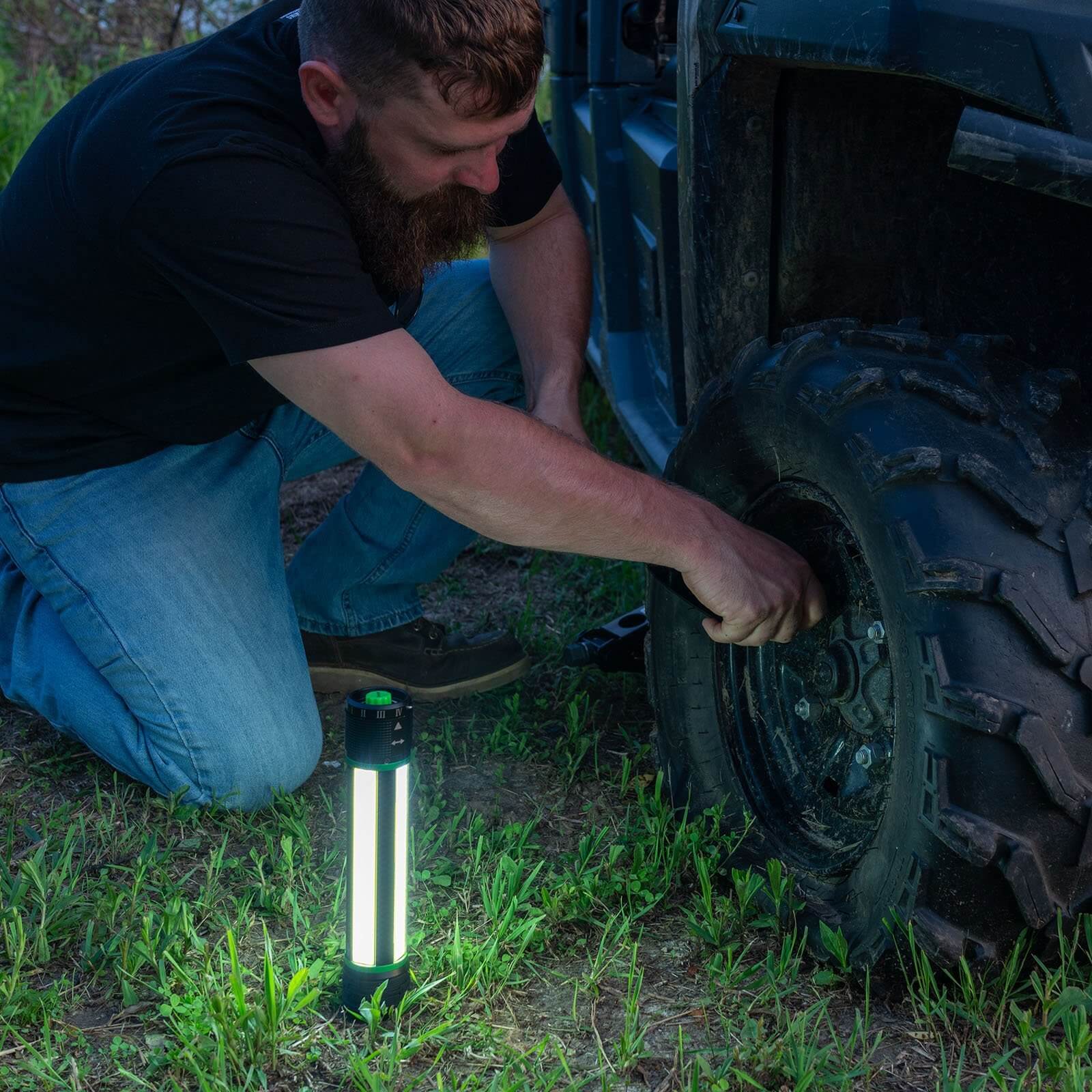 Kodiak Rechargeable Kuadrant® 2000 Lumen COB LED Lantern - LitezAll - Lanterns - 5