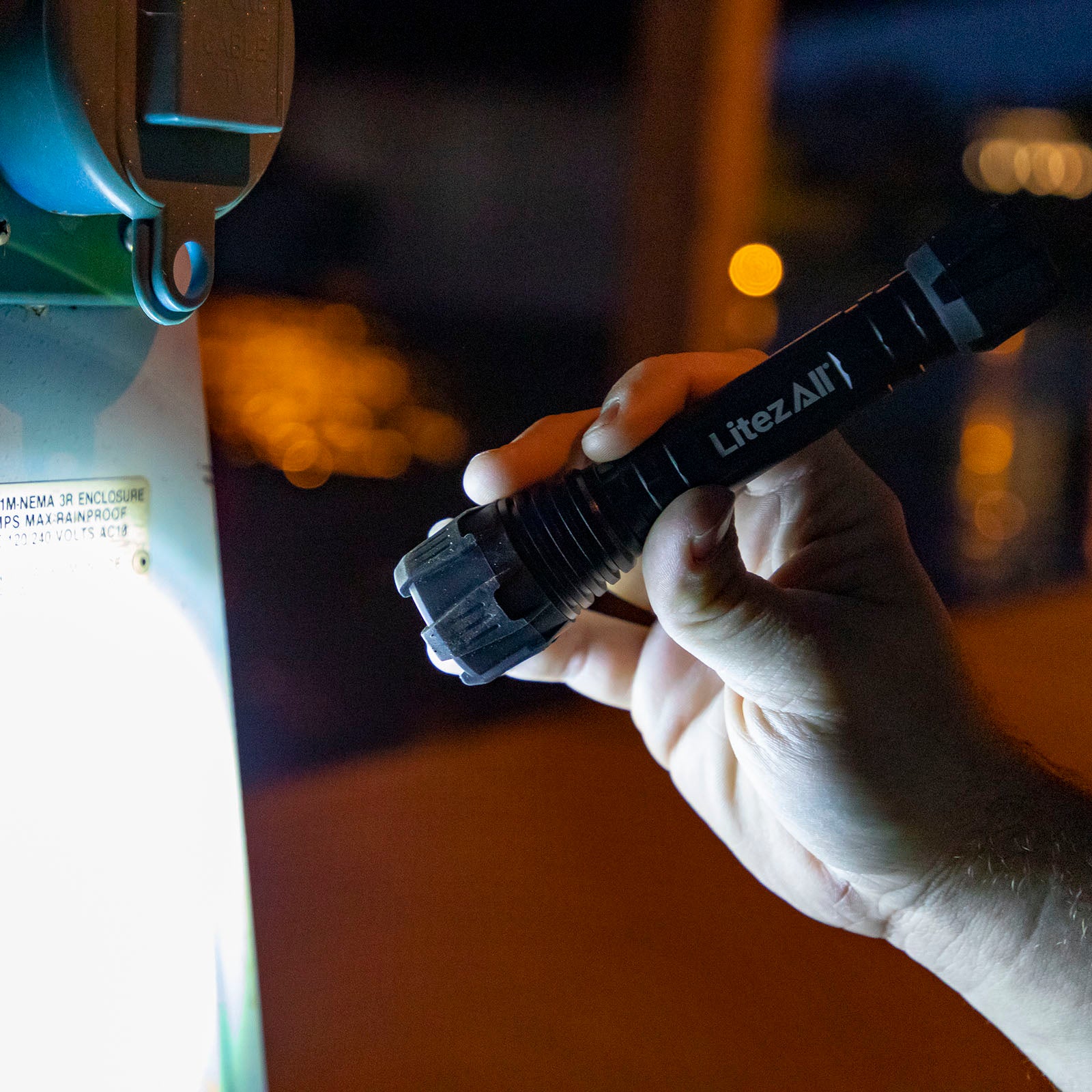 LitezAll Nearly Invincible 250 Lumen Tactical Flashlight - LitezAll - Tactical Flashlights - 5