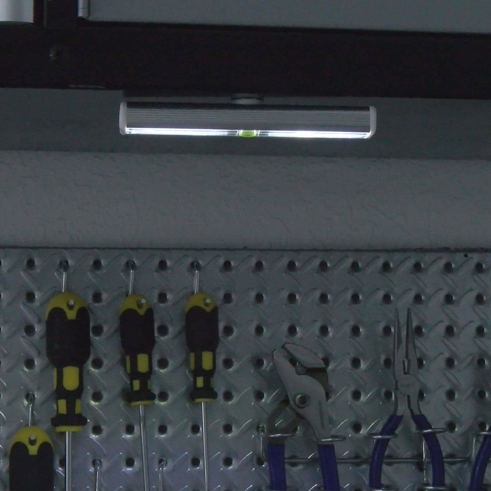 LitezAll 200 Lumen Wireless COB LED Light Bar - LitezAll - Wireless Lighting Solutions - 12