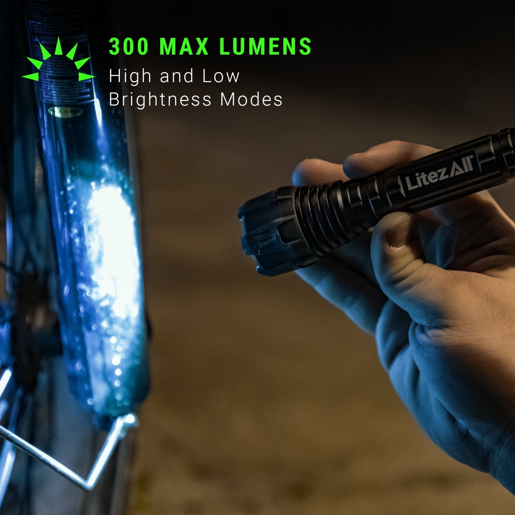 シェルライト LitezAll Nearly Invincible 300 Lumen Tactical Flashlight - LitezAll