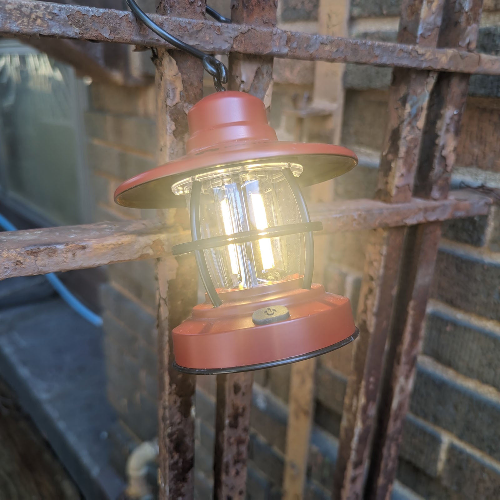 Kodiak® Klassic Jr. Mini Retro Lantern - LitezAll