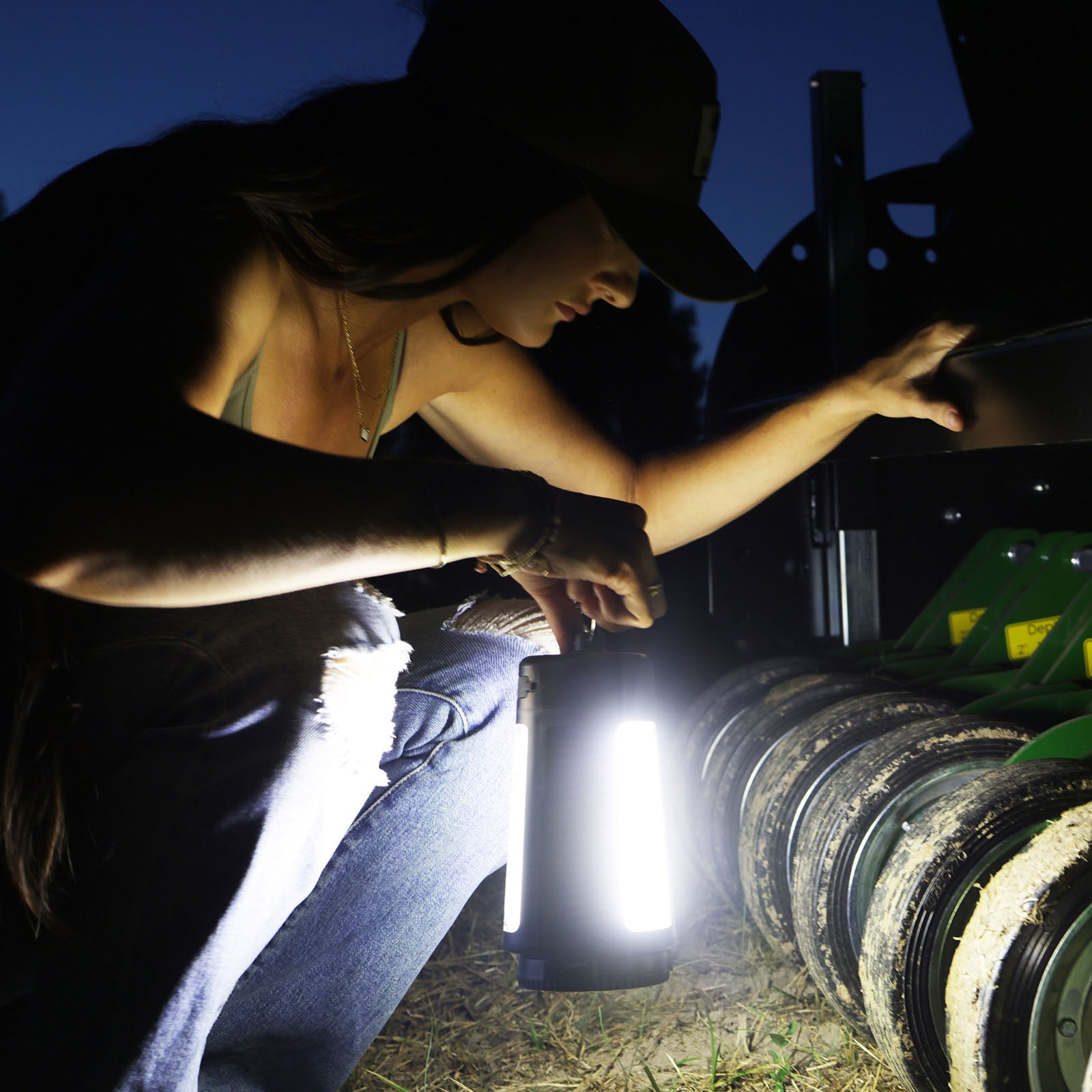 Kodiak® Klymate Rechargeable Combination Fan Lantern - LitezAll - Lanterns - 11