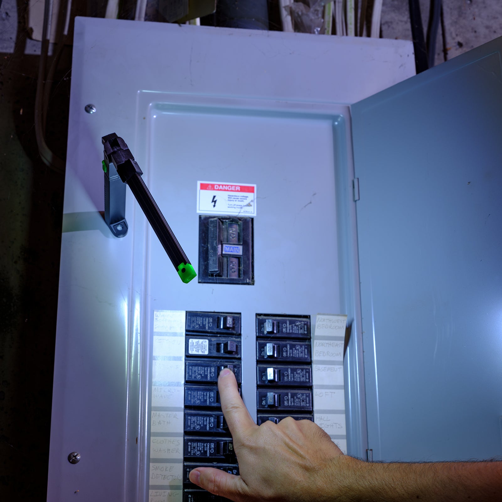 Kodiak® The Krank Rechargeable Slim Work Light - LitezAll - Work Lights - 10