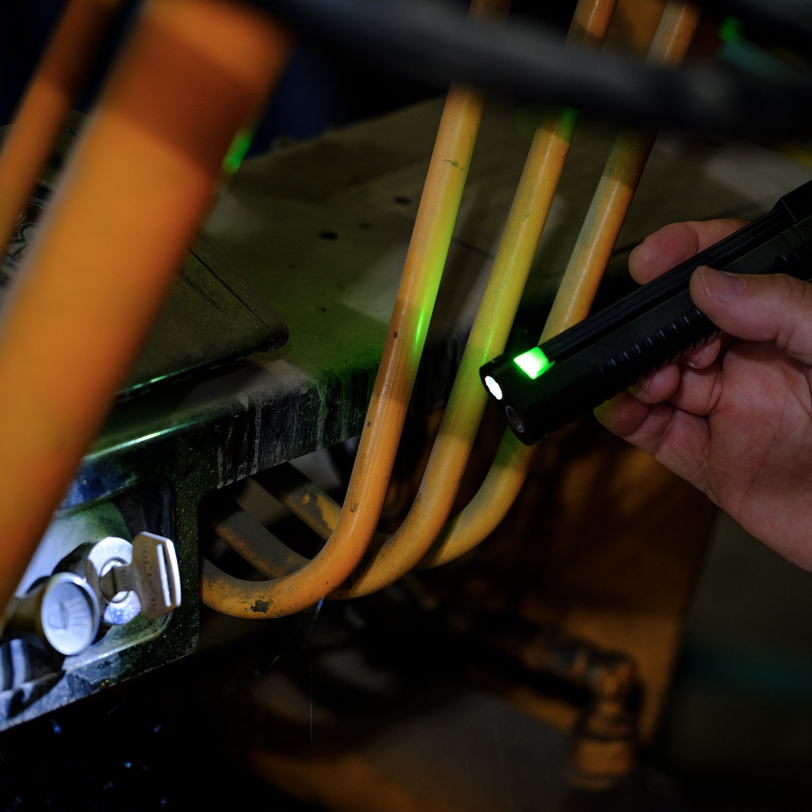 Kodiak® The Krank Rechargeable Slim Work Light - LitezAll - Work Lights - 13