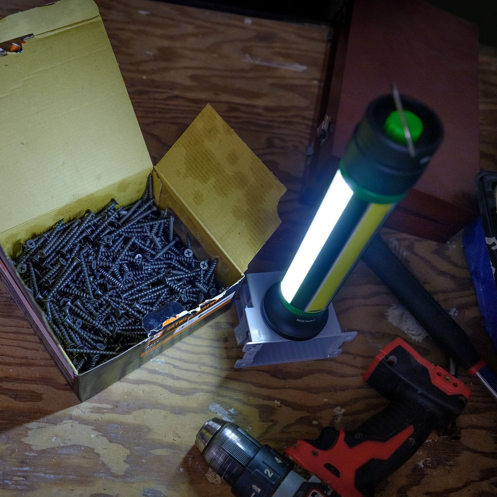 Kodiak® Kuadrant 4-Panel Rechargeable Lantern - LitezAll