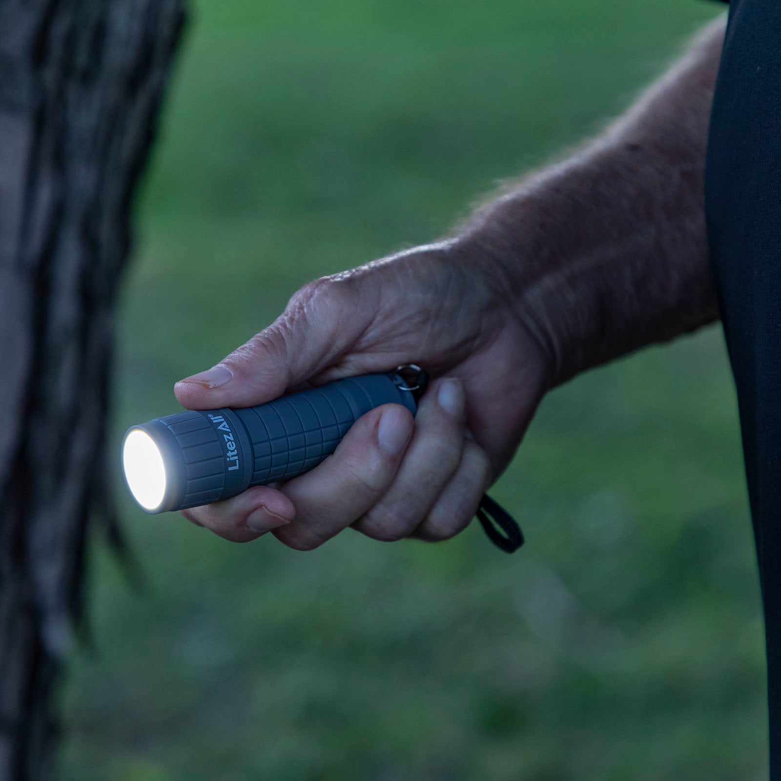 LitezAll 100 Lumen All Weather Rubber Coated Pocket