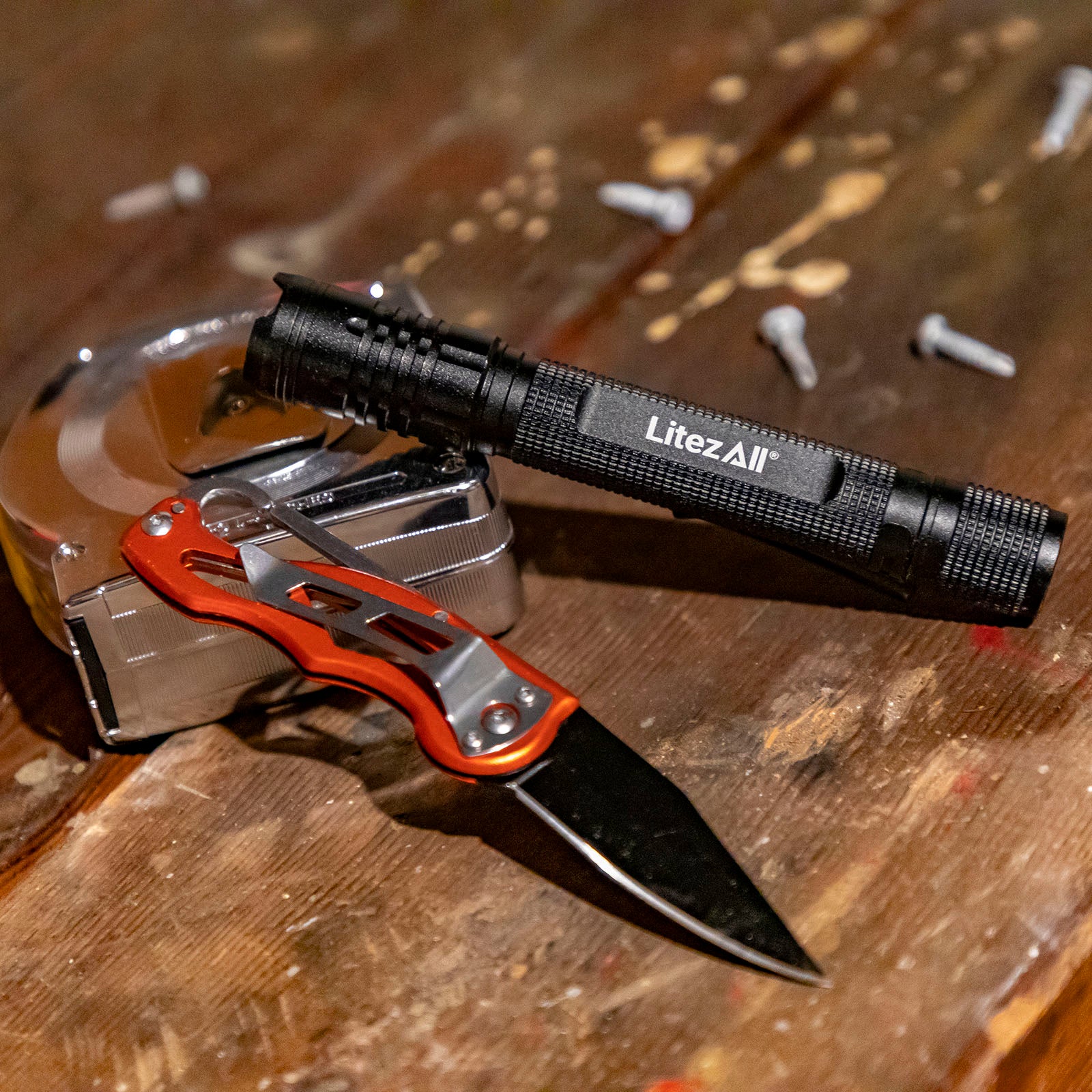 LitezAll 280 Lumen Tactical Flashlight and Pocket Knife Combo