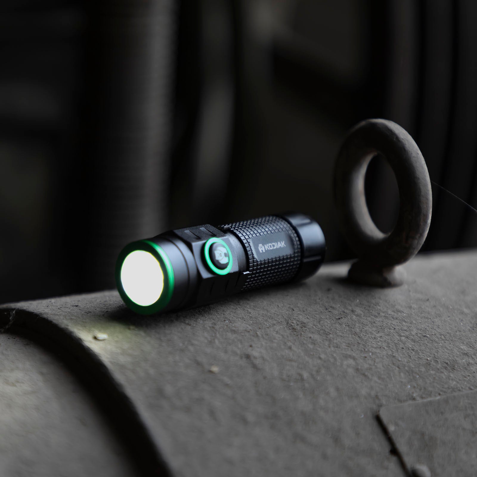 Kodiak® KUB Rechargeable Compact Flashlight 1000 Lumens LitezAll